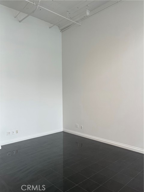 Detail Gallery Image 63 of 75 For 420 S San Pedro St #102,  Los Angeles,  CA 90013 - 2 Beds | 1/1 Baths
