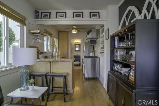 317 Bayview Drive, Hermosa Beach, California 90254, 2 Bedrooms Bedrooms, ,3 BathroomsBathrooms,Residential,Sold,Bayview,SB17229063