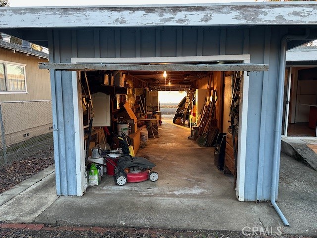 6828 Frontage Road, Lucerne CA: https://media.crmls.org/medias/bcb16d61-ab05-4b87-bf9b-a92ffe132062.jpg
