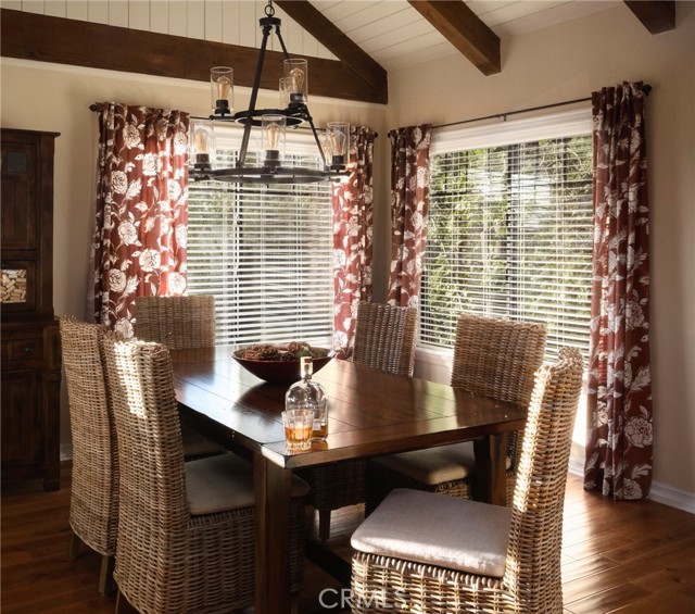 Detail Gallery Image 9 of 38 For 28982 N Shore Rd, Lake Arrowhead,  CA 92352 - 4 Beds | 5 Baths
