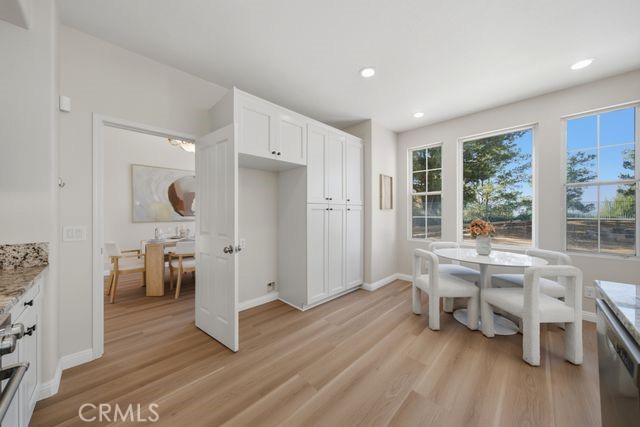 18907 Bentley Place photo 19