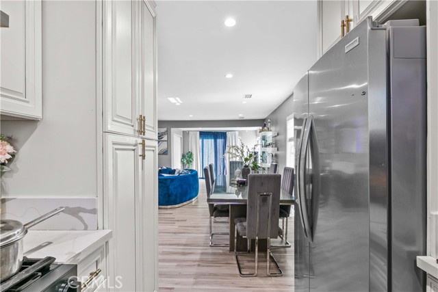 Detail Gallery Image 23 of 61 For 7700 Winnetka, Winnetka,  CA 91306 - 5 Beds | 3 Baths