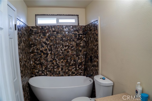 21983 Centurion, Saugus CA: https://media.crmls.org/medias/bcb2ec32-a73c-4287-a245-a6aa1fb293bf.jpg