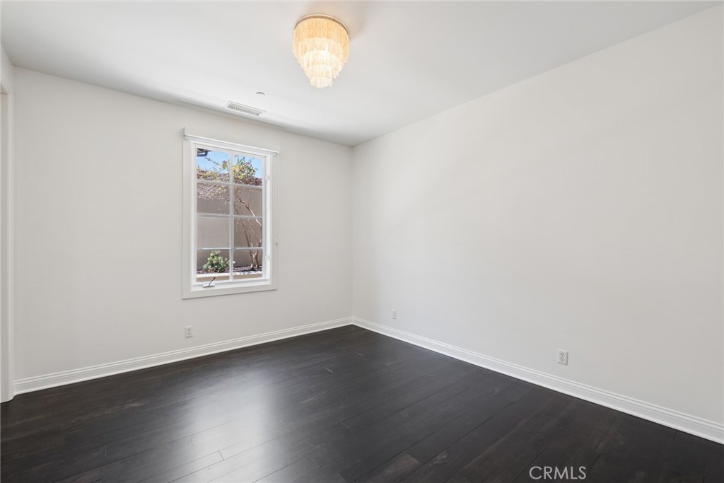 MLS #NP26123171 image #34