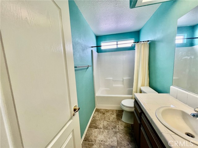 Detail Gallery Image 9 of 24 For 14355 Bochee Rd, Apple Valley,  CA 92307 - 3 Beds | 2 Baths