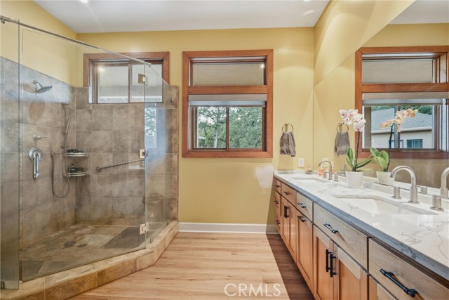 Image 20 of 42 For 17205 Black Oak Hill