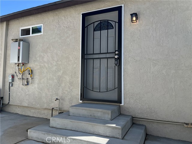 9335 Chimney Rock Lane, El Cajon CA: https://media.crmls.org/medias/bcb4ebc8-f0f3-458b-912a-3686031391b7.jpg