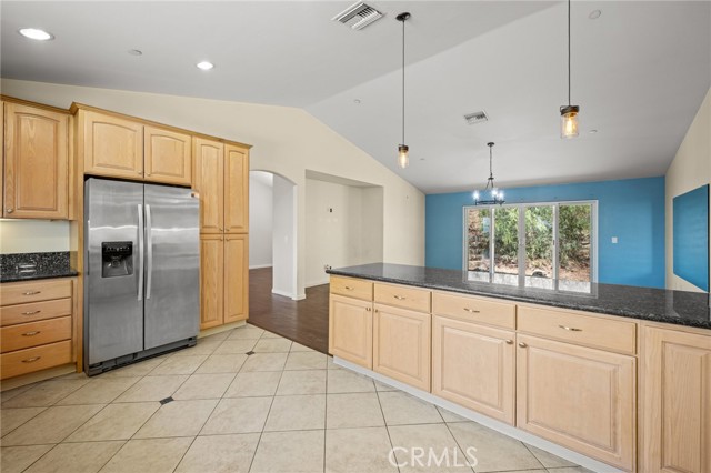 460 Pile Street, Ramona CA: https://media.crmls.org/medias/bcb59cf0-a3bd-4e5b-bf99-d313e89392ed.jpg
