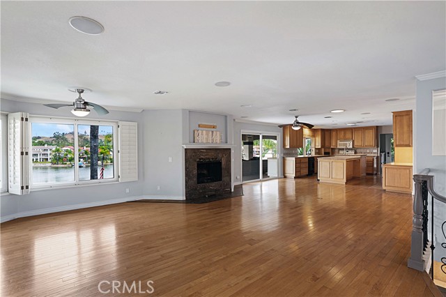 Detail Gallery Image 13 of 75 For 30405 Golden Gate, Canyon Lake,  CA 92587 - 4 Beds | 4 Baths