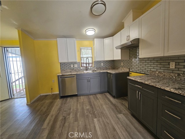 Detail Gallery Image 9 of 22 For 350 E San Jacinto Ave #71,  Perris,  CA 92571 - 3 Beds | 2 Baths