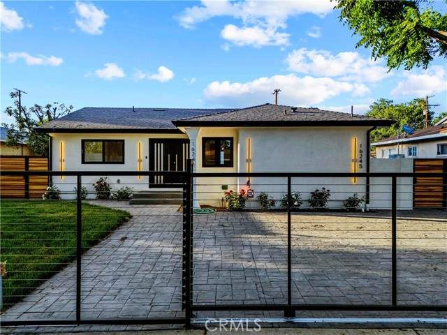 Detail Gallery Image 1 of 16 For 16245 1/2 Chatsworth St, Granada Hills,  CA 91344 - 1 Beds | 1 Baths