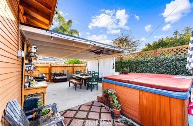 Detail Gallery Image 7 of 7 For 817 1/2 E Palmyra Ave, Orange,  CA 92866 - 2 Beds | 2 Baths