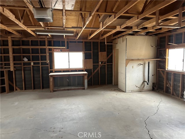 Detail Gallery Image 20 of 25 For 38333 E End, Lucerne Valley,  CA 92356 - 2 Beds | 1/2 Baths