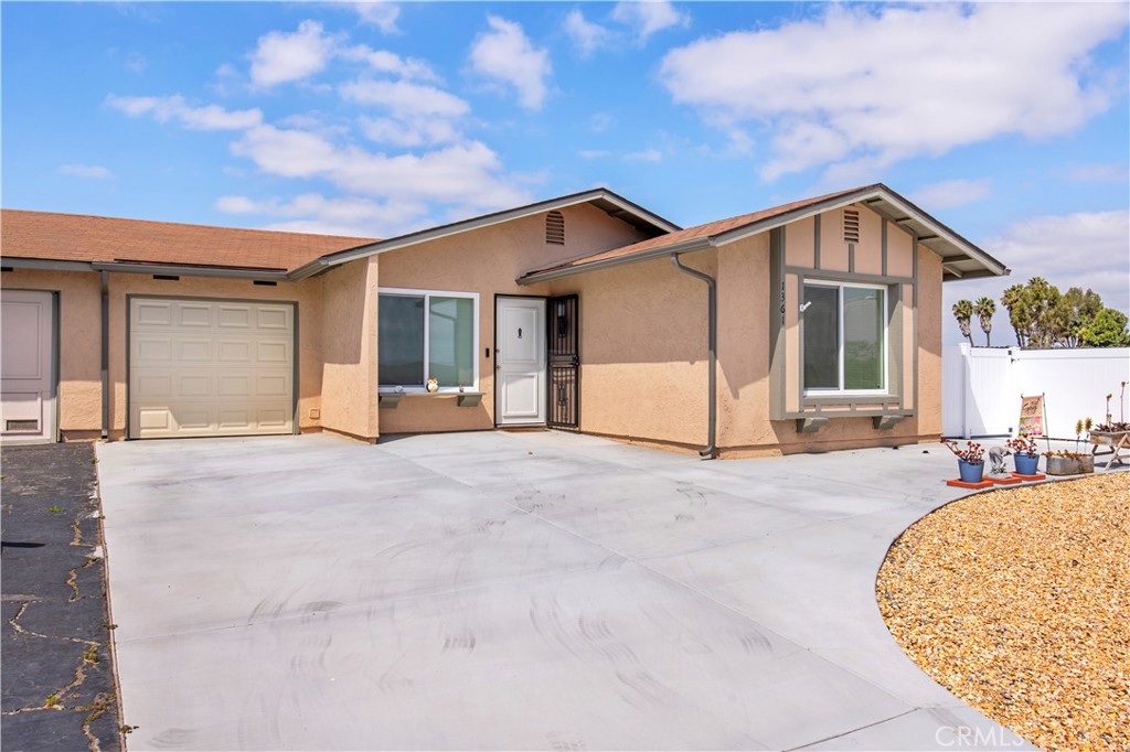 1361 Temple Heights Drive - photo 2