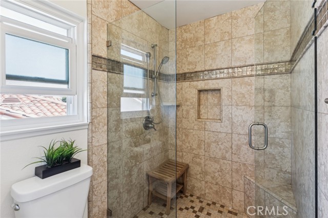 27201 Via Aurora, Mission Viejo CA: https://media.crmls.org/medias/bcb9d95a-c0dd-4536-a992-91f4f56b3a7a.jpg