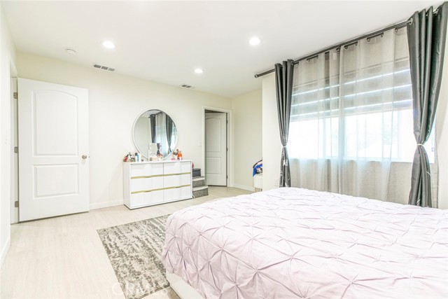 6638 Lindley Avenue, Reseda CA: https://media.crmls.org/medias/bcba8cca-f578-401b-b126-2ec3722ffeda.jpg