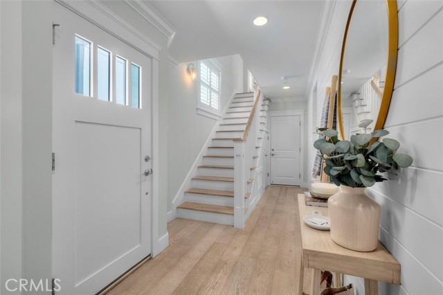 1605 Steinhart Avenue, Redondo Beach CA: https://media.crmls.org/medias/bcbaab09-c8be-46d1-a36b-be17dececce2.jpg