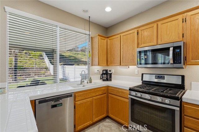 Detail Gallery Image 21 of 75 For 27407 Santa Fe Ct, Corona,  CA 92883 - 4 Beds | 3 Baths