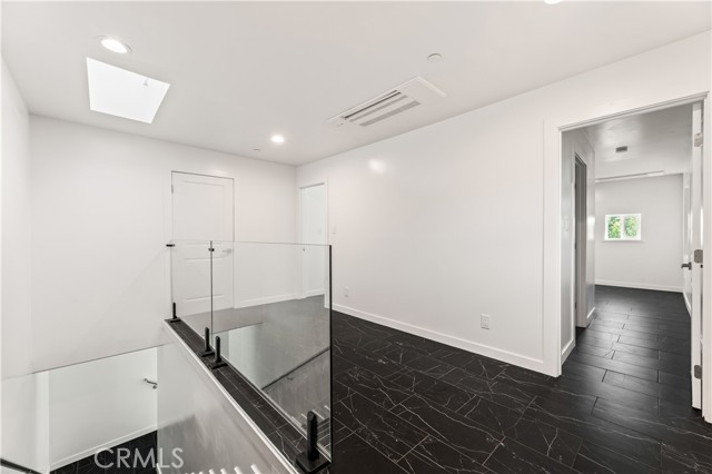 14592 Lyle Street, Sylmar CA: https://media.crmls.org/medias/bcbaebc7-37a4-476f-91a5-f0da891bd7df.jpg