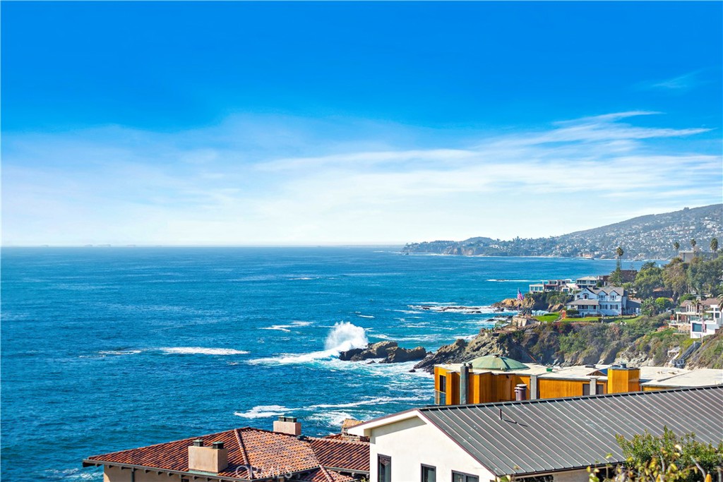 https://media.crmls.org/medias/bcbb97ac-5788-4bcd-9093-713ac18f95c7.jpg?preset=X-Large