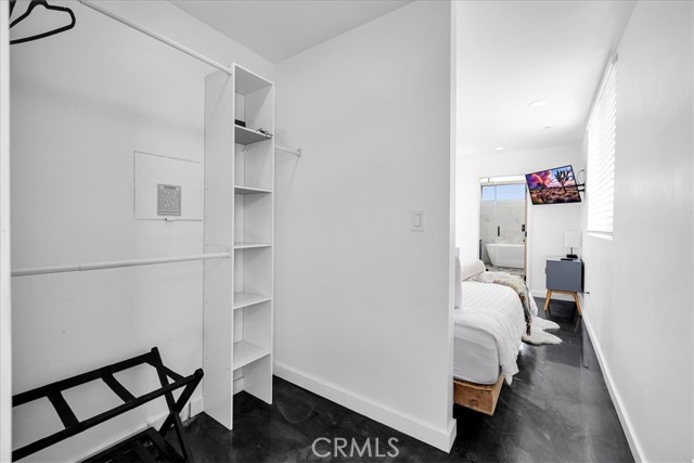 6816 Saddleback Road, Joshua Tree CA: https://media.crmls.org/medias/bcbba32c-e877-472d-873a-053fcd98f3b0.jpg