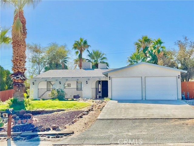 Detail Gallery Image 1 of 33 For 73819 Homestead Dr, Twentynine Palms,  CA 92277 - 3 Beds | 2 Baths