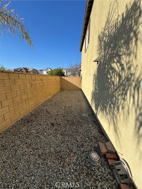 29101 Springshores Drive, Menifee CA: https://media.crmls.org/medias/bcbc9f73-ff6a-42aa-b372-0e19755d4cac.jpg