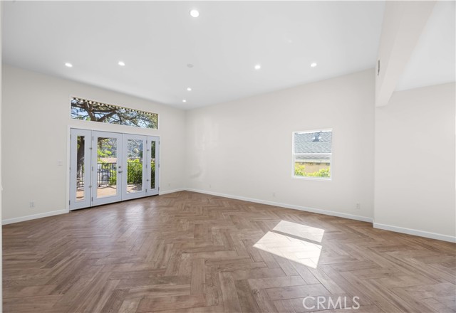 Front Image Thumbnail for CRGD26230380