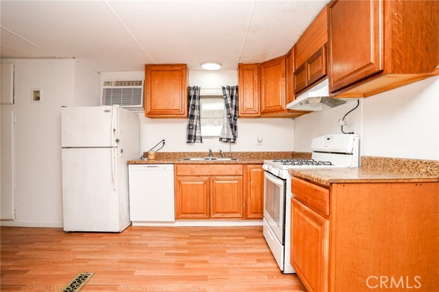 Detail Gallery Image 5 of 22 For 3300 15th St #86,  Rosamond,  CA 93560 - 2 Beds | 1 Baths