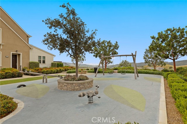 Detail Gallery Image 46 of 59 For 30 Ocaso St, Rancho Mission Viejo,  CA 92694 - 3 Beds | 3/1 Baths