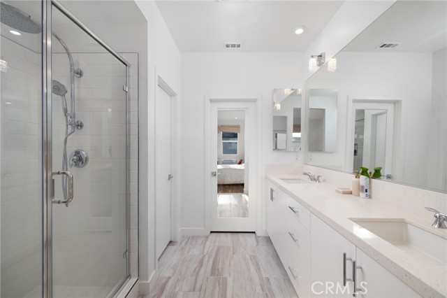 Detail Gallery Image 18 of 29 For 1410 S Urbana, Anaheim,  CA 92805 - 4 Beds | 3/1 Baths