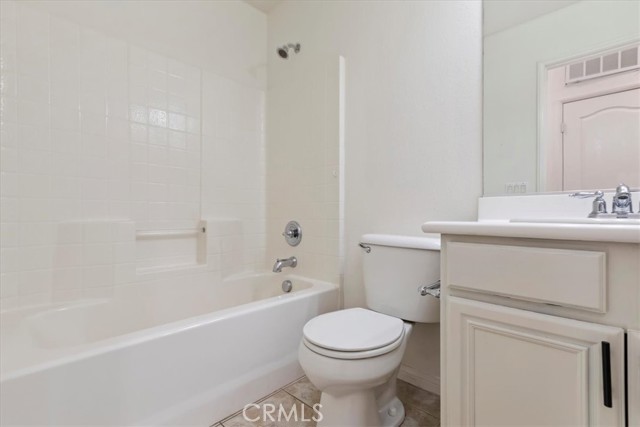 21567 Coral Rock Lane, Wildomar CA: https://media.crmls.org/medias/bcbdee8d-5f2b-4b0d-a11e-cb8497d43da5.jpg