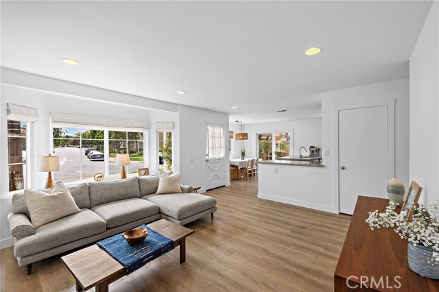 Detail Gallery Image 10 of 47 For 191 Rockwood #62, Irvine,  CA 92614 - 3 Beds | 2 Baths