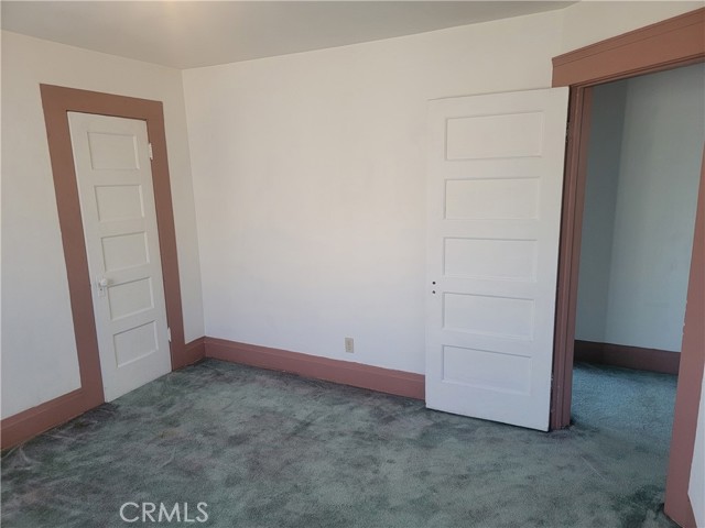 4214 Rosewood Avenue, Los Angeles CA: https://media.crmls.org/medias/bcbecc94-a7f4-48c7-9aae-516fbc9be1bd.jpg