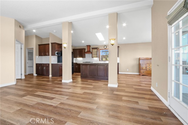 2550 Pacific Coast, Torrance CA: https://media.crmls.org/medias/bcbed87e-4cd1-4efd-9f8c-9af1a9624f7c.jpg