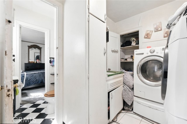 Detail Gallery Image 18 of 38 For 1912 W 76th St, Los Angeles,  CA 90047 - 3 Beds | 1/1 Baths