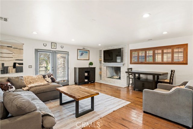 Detail Gallery Image 4 of 38 For 5494 Electric Ave, San Bernardino,  CA 92407 - 3 Beds | 3 Baths