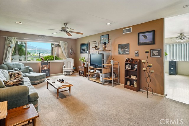 Image 3 of 27 For 18720 Wellhaven Street
