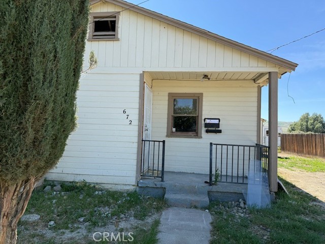 Detail Gallery Image 2 of 13 For 672 E Tache, Coalinga,  CA 93210 - 3 Beds | 2 Baths