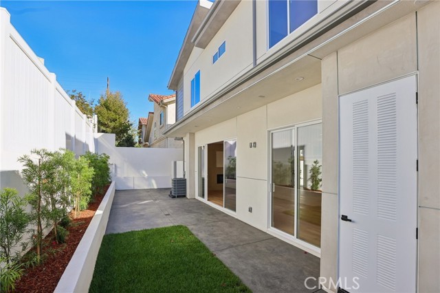 2019 Huntington Lane, B photo 50