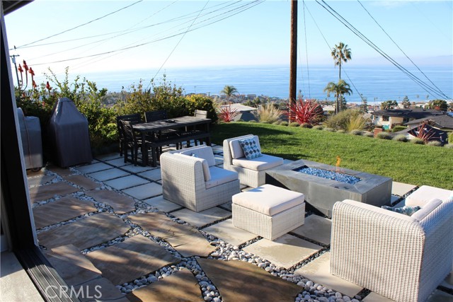 Detail Gallery Image 7 of 26 For 161 via Pasqual, Redondo Beach,  CA 90277 - 3 Beds | 2 Baths