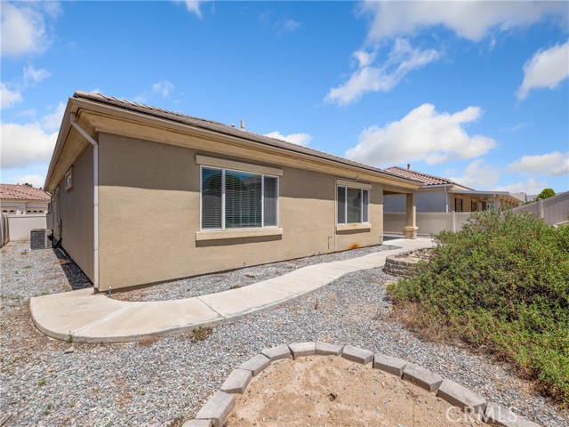 Detail Gallery Image 31 of 38 For 19301 Galloping Hill Rd, Apple Valley,  CA 92308 - 2 Beds | 2/1 Baths
