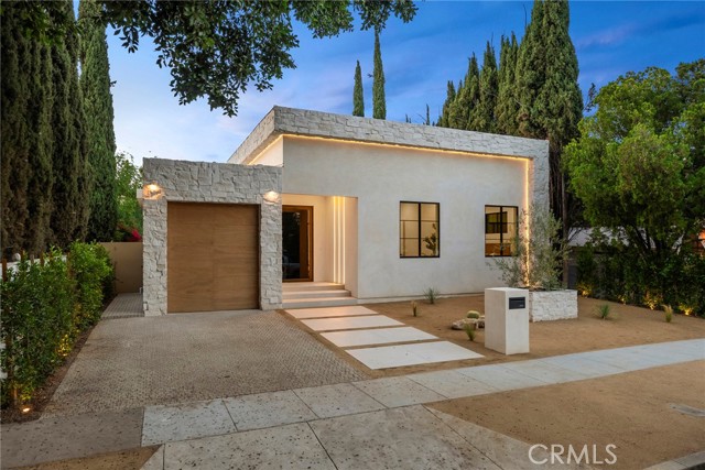 17827 Miranda Street, Encino CA: https://media.crmls.org/medias/bcc143dd-1cad-49fb-a411-0dfcd455b343.jpg