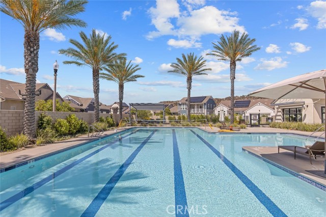 Detail Gallery Image 34 of 47 For 25124 Limetree Ln, Canyon Country,  CA 91387 - 2 Beds | 2/1 Baths