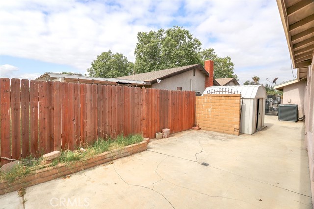 2857 S Desert Forest Avenue, Ontario CA: https://media.crmls.org/medias/bcc2e84e-471f-4216-8062-c58a1e82a2f8.jpg