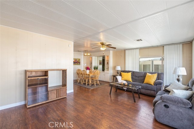 12700 2nd Street, Yucaipa CA: https://media.crmls.org/medias/bcc33334-2741-44c7-8880-7f360be66dfe.jpg