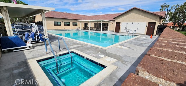 Detail Gallery Image 12 of 13 For 19268 Elm, Apple Valley,  CA 92308 - 2 Beds | 2 Baths