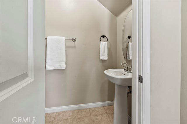 Detail Gallery Image 12 of 36 For 263 Spruce St #B,  Arroyo Grande,  CA 93420 - 3 Beds | 2/1 Baths