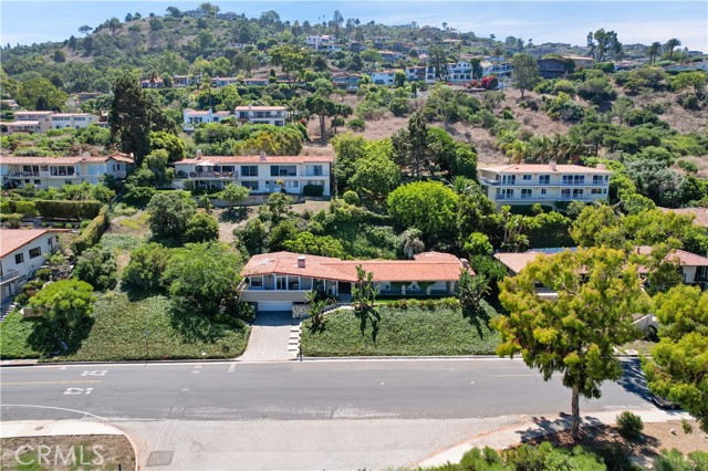 360 Via Almar, Palos Verdes Estates, California 90274, 3 Bedrooms Bedrooms, ,2 BathroomsBathrooms,Residential,For Sale,Via Almar,PV24255017