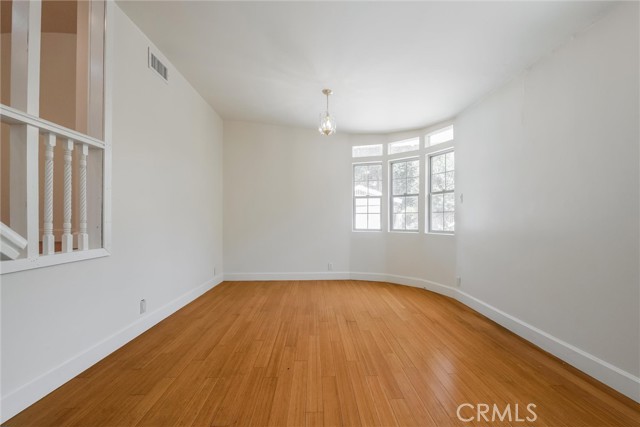 164 S Berkeley Avenue, Pasadena CA: https://media.crmls.org/medias/bcc5b9f3-b817-4907-b547-9a822e06b853.jpg